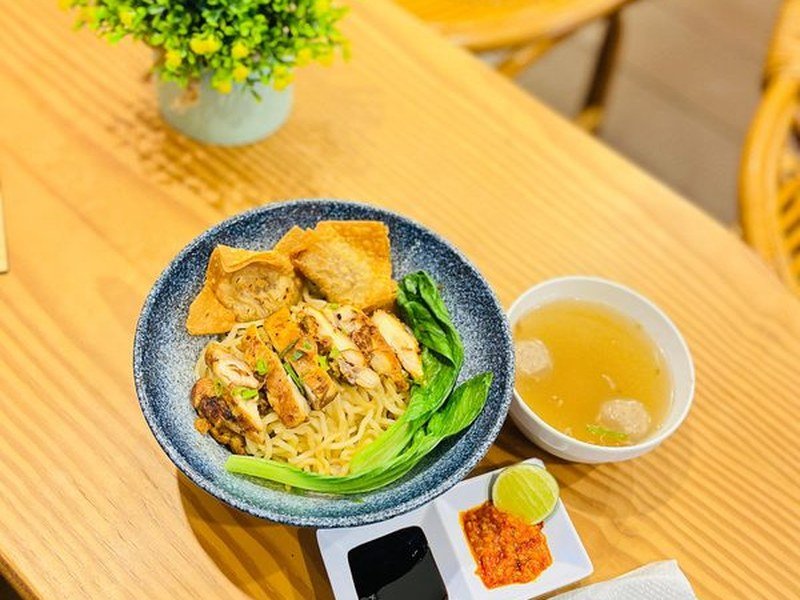 Grilled Chicken Noodles