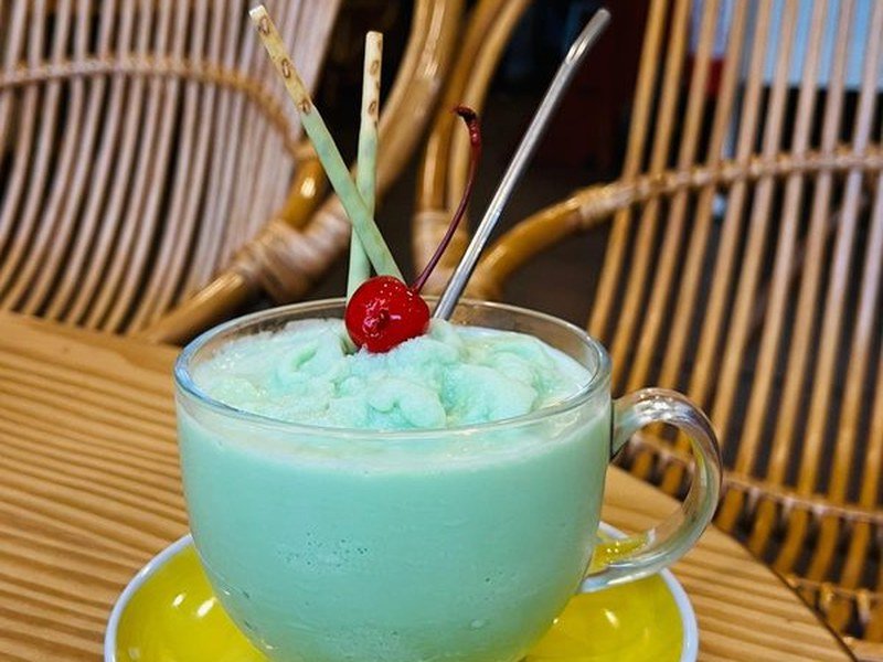 Iced Matcha Aurora